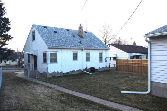 794 Howard Street N, Saint Paul, MN 55119