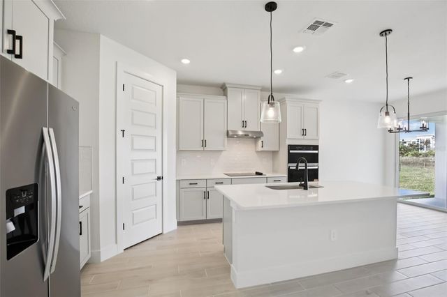 148 SHADY EDGE LOOP, Nokomis, FL 34275