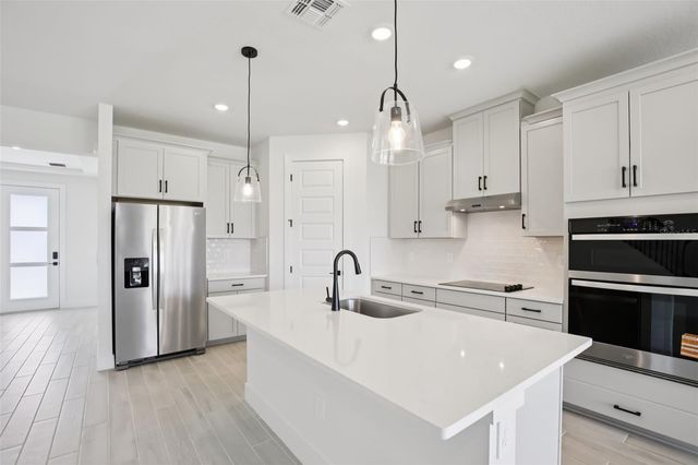 148 SHADY EDGE LOOP, Nokomis, FL 34275