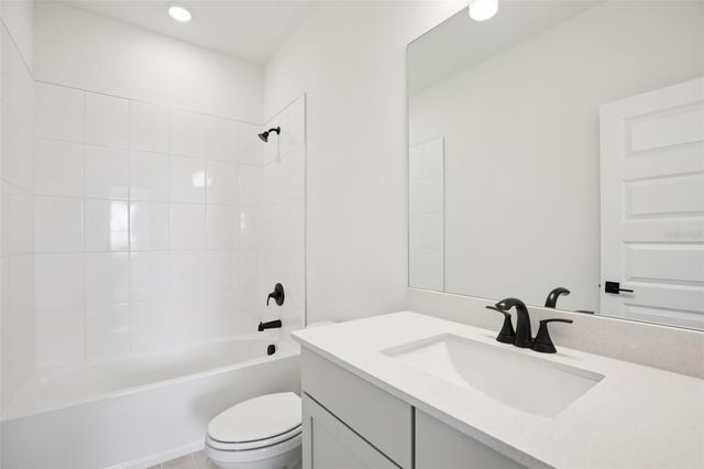 148 SHADY EDGE LOOP, Nokomis, FL 34275