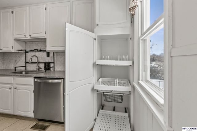 3164 Ida Street, Omaha, NE 68112