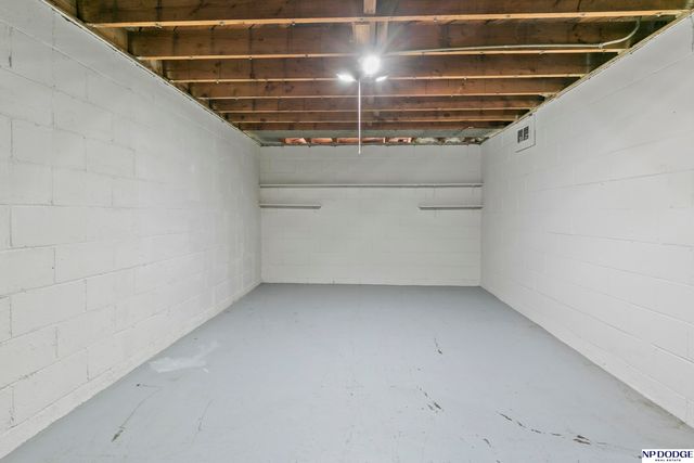 3164 Ida Street, Omaha, NE 68112