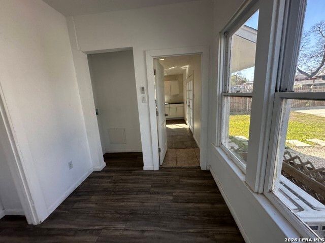 451 E MITCHELL ST, San Antonio, TX 78210