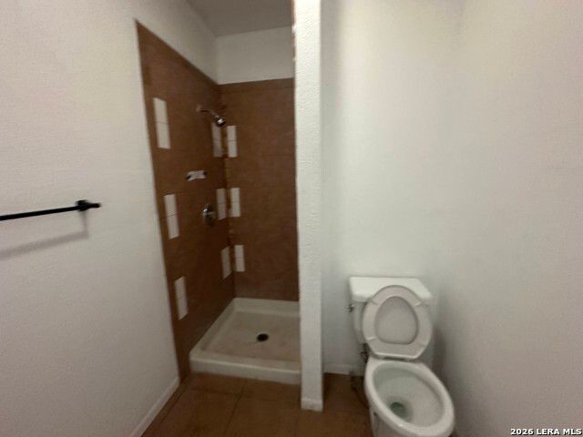 451 E MITCHELL ST, San Antonio, TX 78210