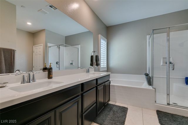 6472 Centennial Skies Court, North Las Vegas, NV 89086