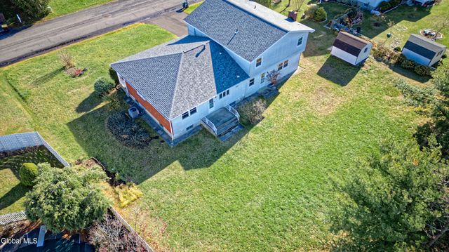 3 Dante Terrace, Colonie, NY 12110