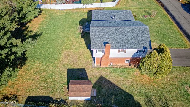 3 Dante Terrace, Colonie, NY 12110