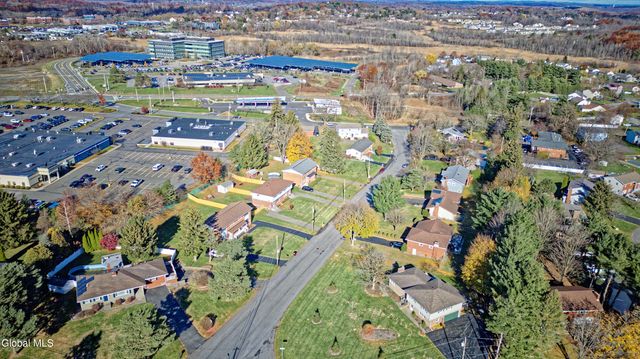 3 Dante Terrace, Colonie, NY 12110