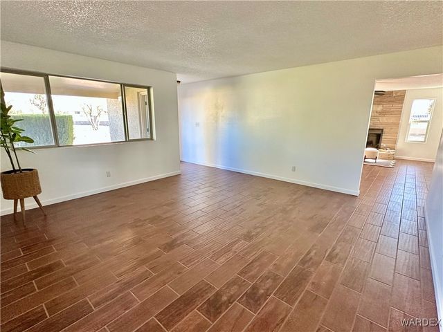 3165 Louise Avenue, Kingman, AZ 86401