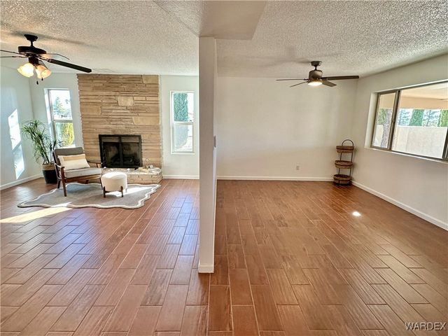 3165 Louise Avenue, Kingman, AZ 86401