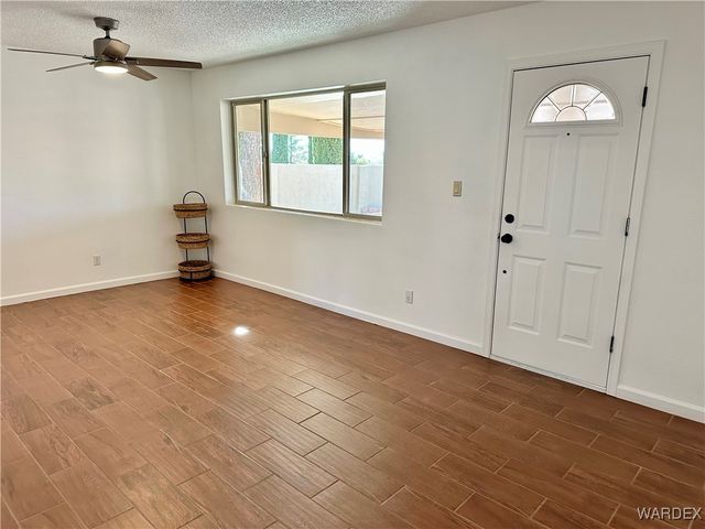 3165 Louise Avenue, Kingman, AZ 86401