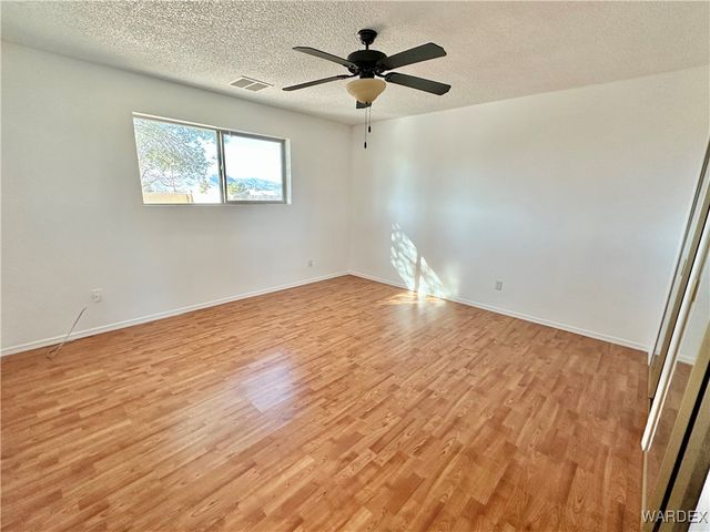 3165 Louise Avenue, Kingman, AZ 86401