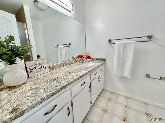 3165 Louise Avenue, Kingman, AZ 86401