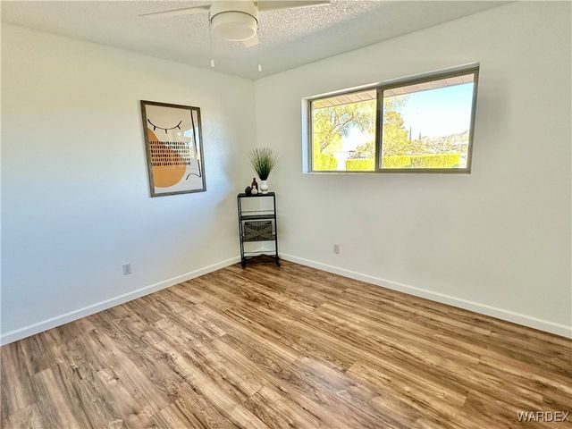 3165 Louise Avenue, Kingman, AZ 86401