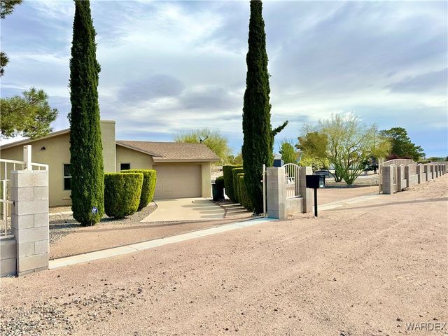 3165 Louise Avenue, Kingman, AZ 86401