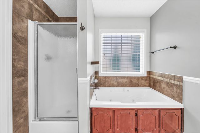 720 Superior Ln, Clarksville, TN 37043