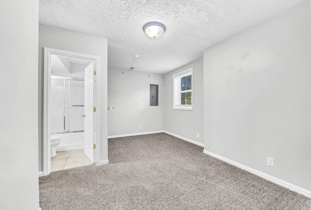 720 Superior Ln, Clarksville, TN 37043