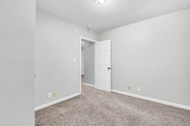 720 Superior Ln, Clarksville, TN 37043