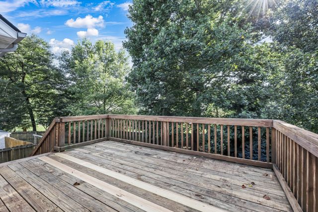 720 Superior Ln, Clarksville, TN 37043