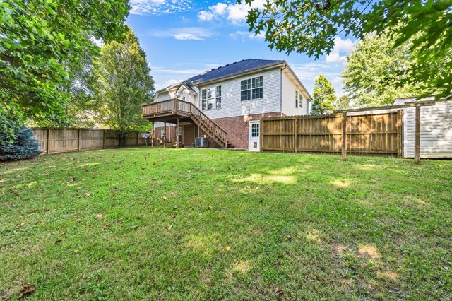 720 Superior Ln, Clarksville, TN 37043