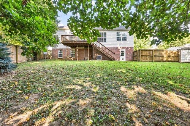 720 Superior Ln, Clarksville, TN 37043