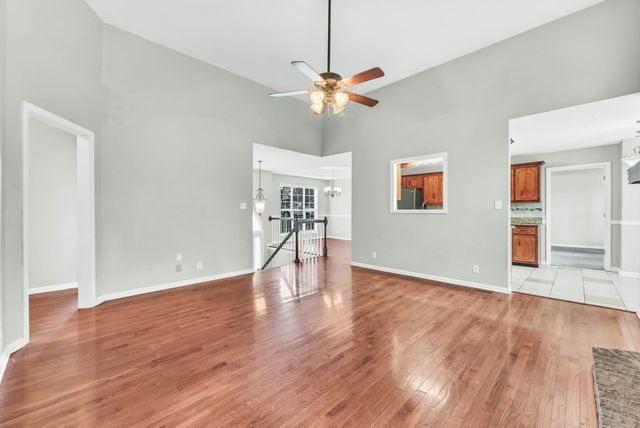 720 Superior Ln, Clarksville, TN 37043