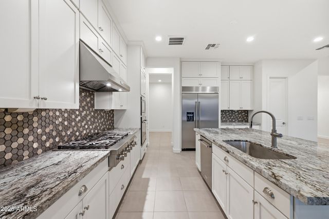 23956 S 218TH Place, Queen Creek, AZ 85142