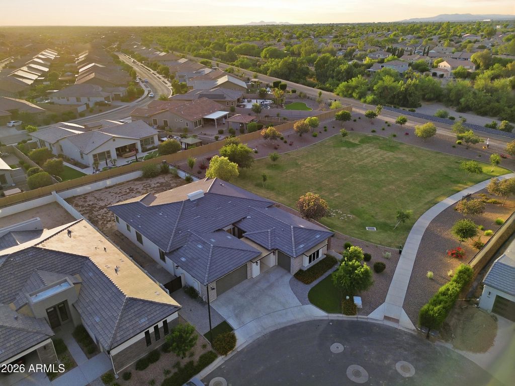 23956 S 218TH Place, Queen Creek, AZ 85142 — photo 2