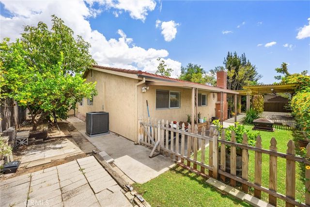 809 North Ford Avenue, Fullerton, CA 92832