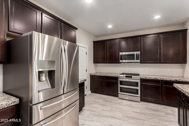 11920 W EL CORTEZ Place, Peoria, AZ 85383