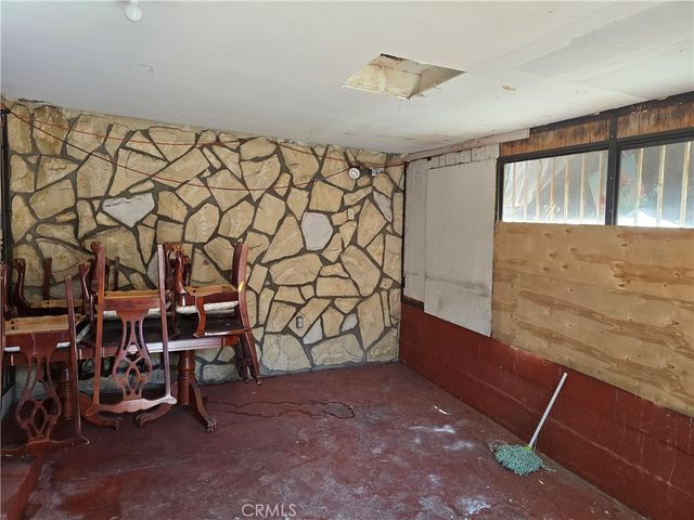 416 N Hobart, Los Angeles, CA 90004