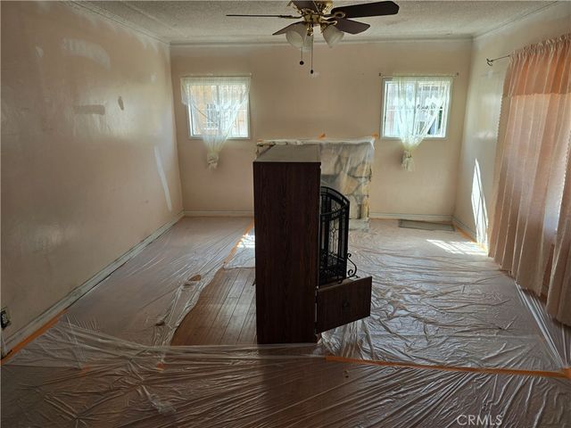 416 N Hobart, Los Angeles, CA 90004