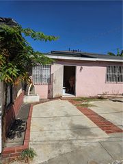 416 N Hobart, Los Angeles, CA 90004