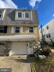 9955 BRIDLE RD, Philadelphia, PA 19115