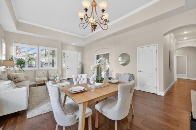 2004 Elvenden Way, Roseville, CA 95661