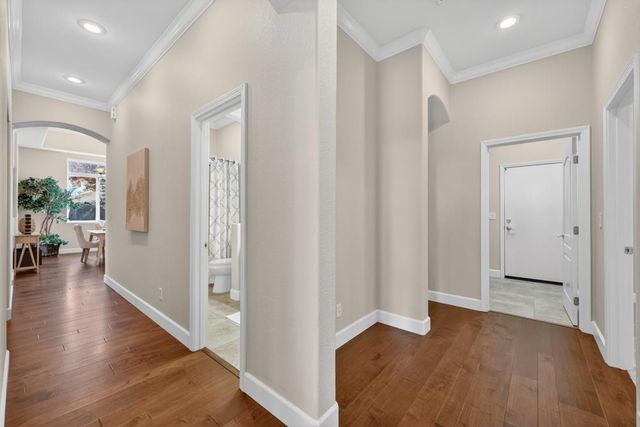 2004 Elvenden Way, Roseville, CA 95661