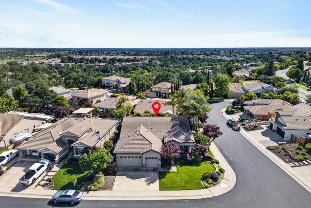 2004 Elvenden Way, Roseville, CA 95661