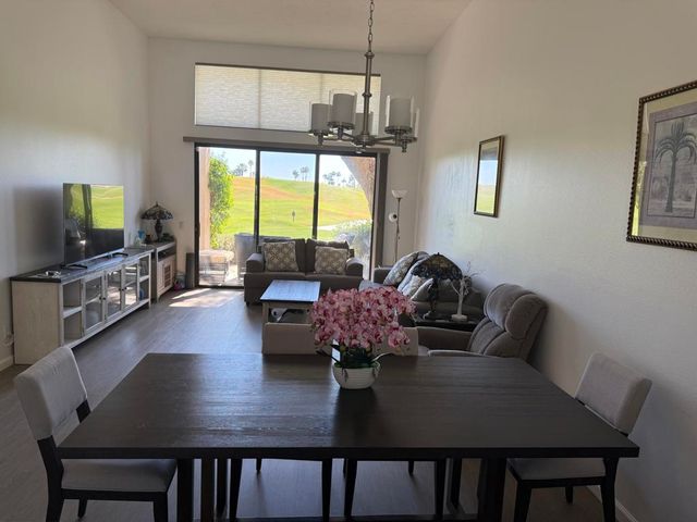 54446 Oaktree, La Quinta, CA 92253