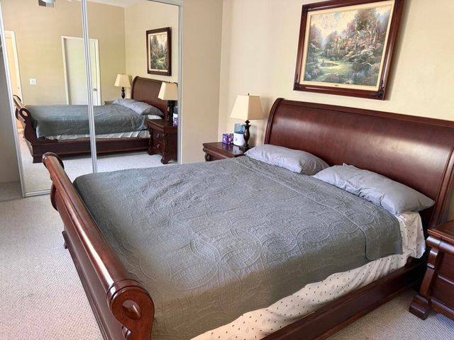 54446 Oaktree, La Quinta, CA 92253