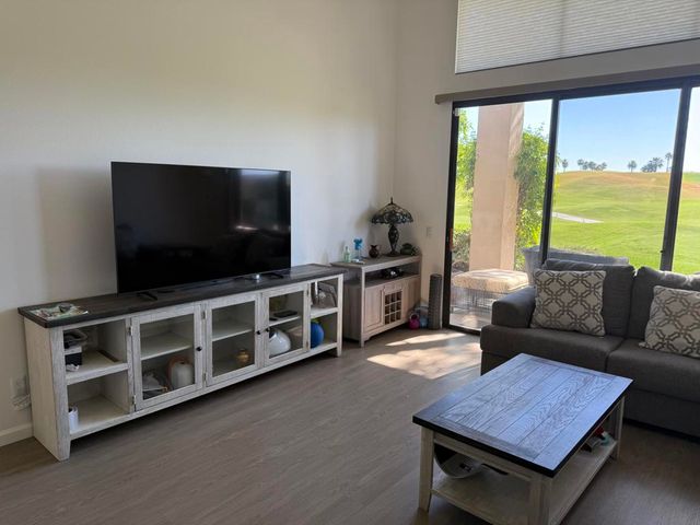 54446 Oaktree, La Quinta, CA 92253