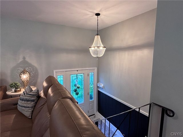 9529 Chapman Road, New Hartford, NY 13413