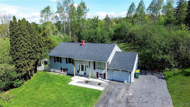 9529 Chapman Road, New Hartford, NY 13413
