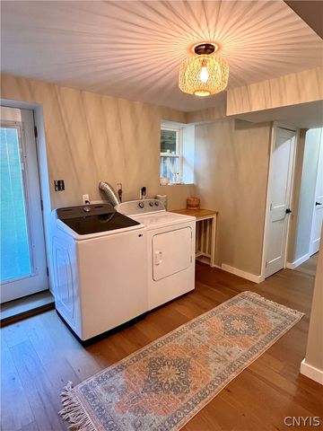 9529 Chapman Road, New Hartford, NY 13413