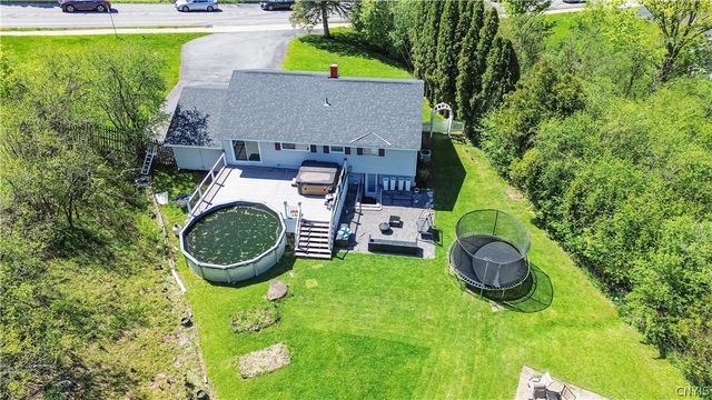 9529 Chapman Road, New Hartford, NY 13413