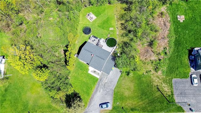 9529 Chapman Road, New Hartford, NY 13413