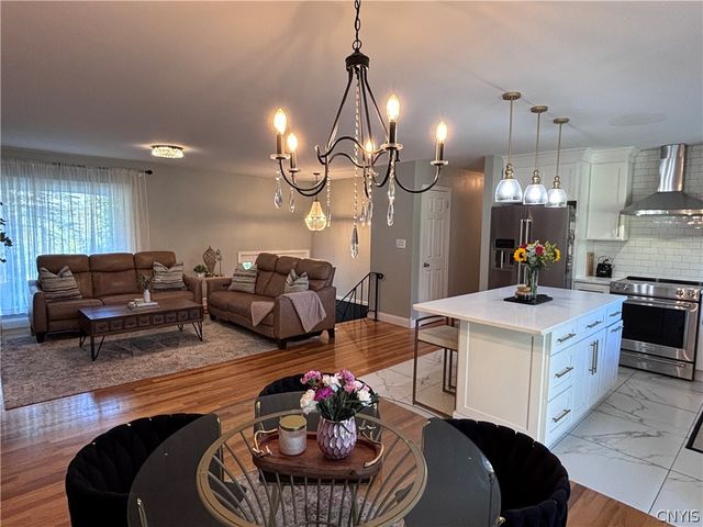 9529 Chapman Road, New Hartford, NY 13413