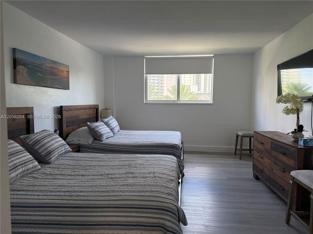 19370 Collins Ave 423, Sunny Isles Beach, FL 33160