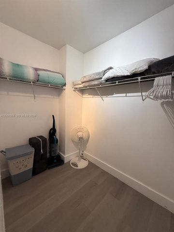 19370 Collins Ave 423, Sunny Isles Beach, FL 33160