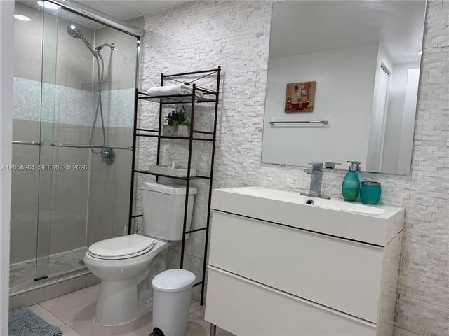 19370 Collins Ave 423, Sunny Isles Beach, FL 33160