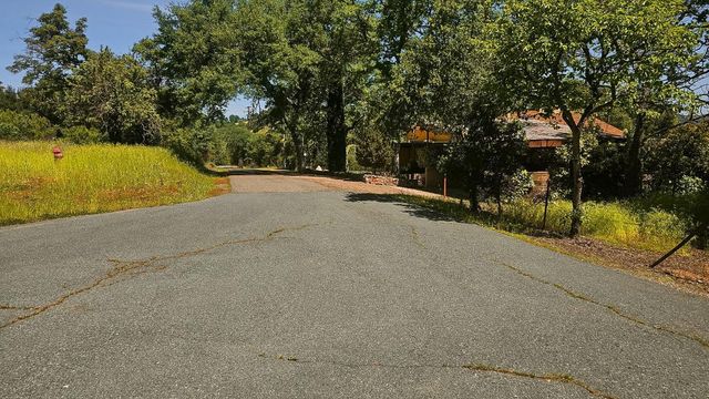 2587 Burns Rd, San Andreas, CA 95249